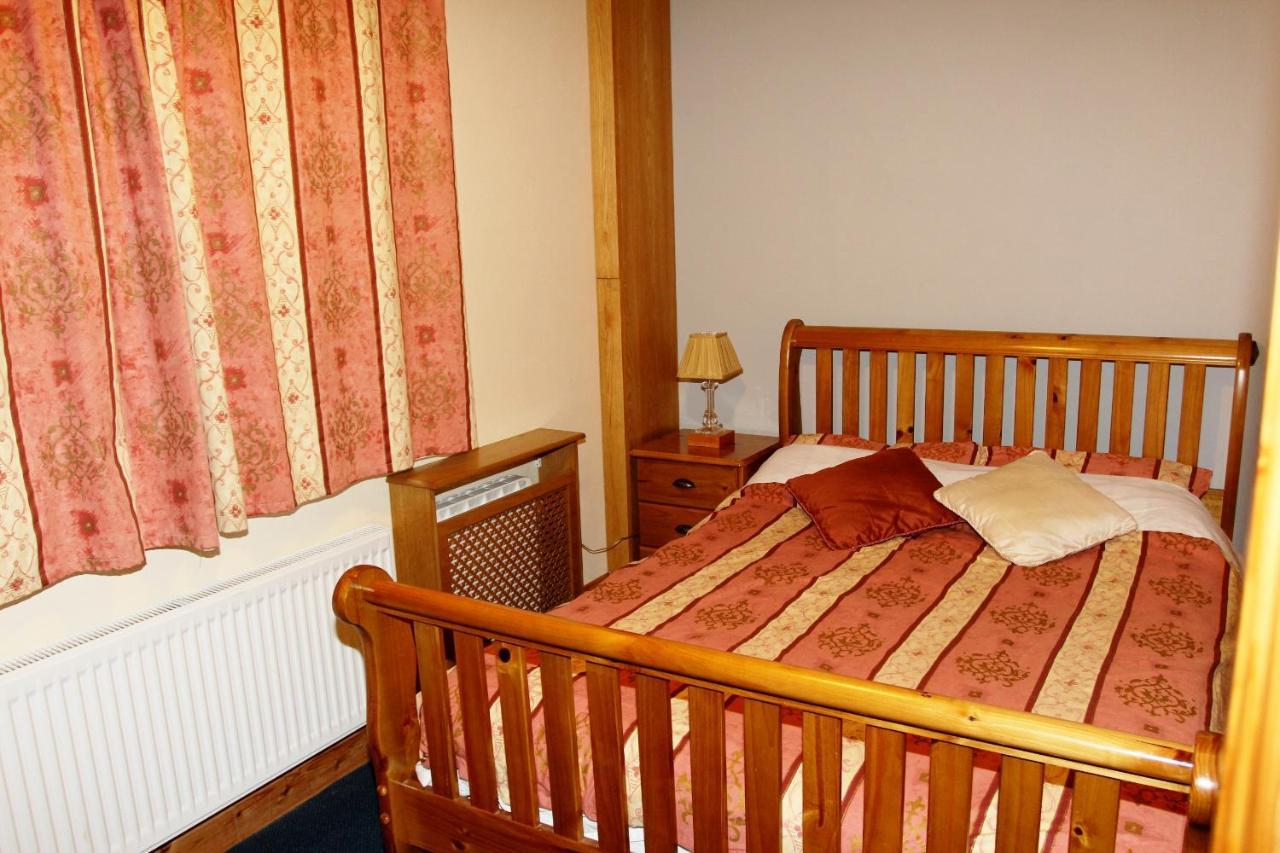 Clare'S Rock Self-Catering Accommodation Carron Exteriör bild