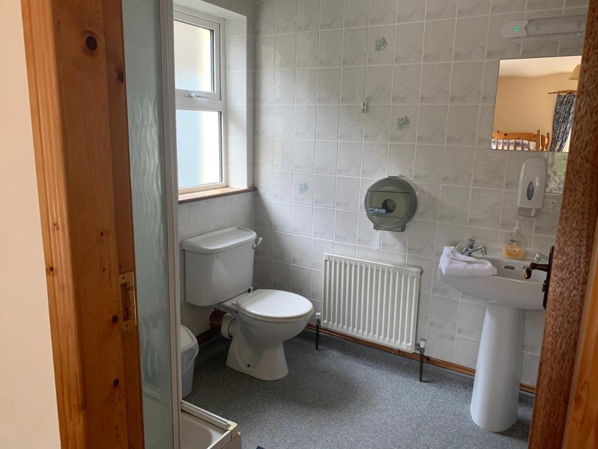 Clare'S Rock Self-Catering Accommodation Carron Exteriör bild