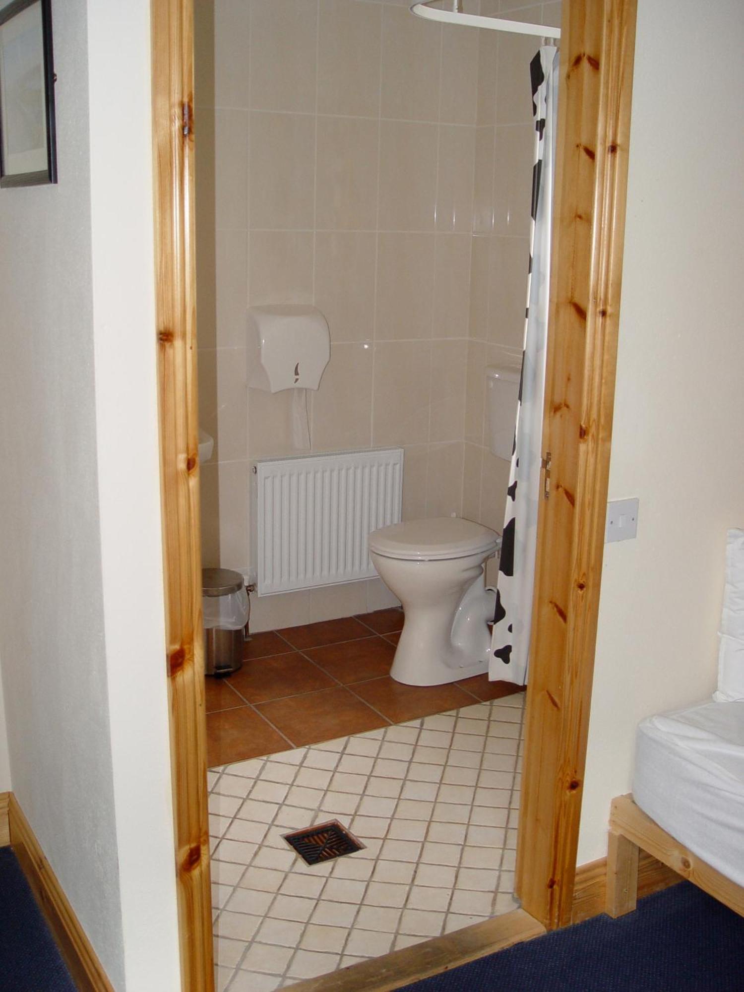 Clare'S Rock Self-Catering Accommodation Carron Exteriör bild